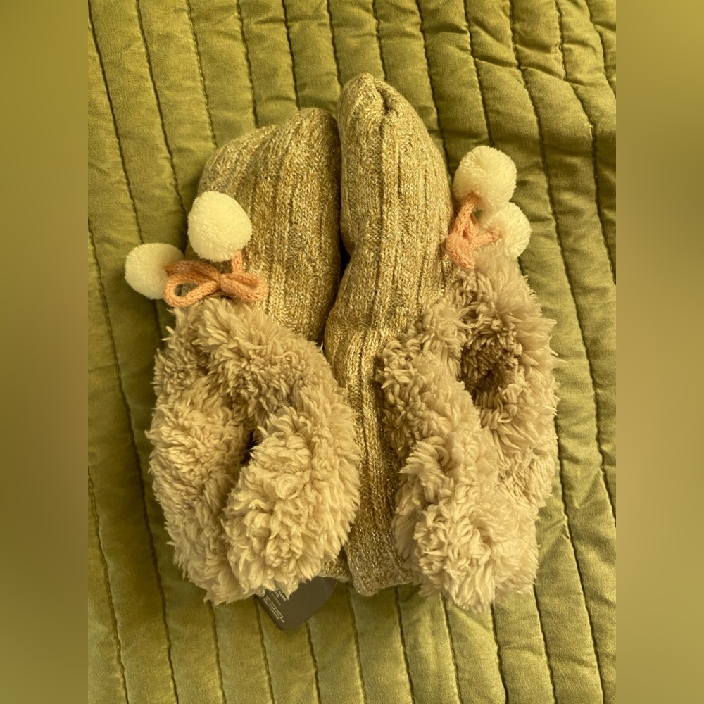 💚3 for $10!💚 NWT Secret Treasure Slipper Socks